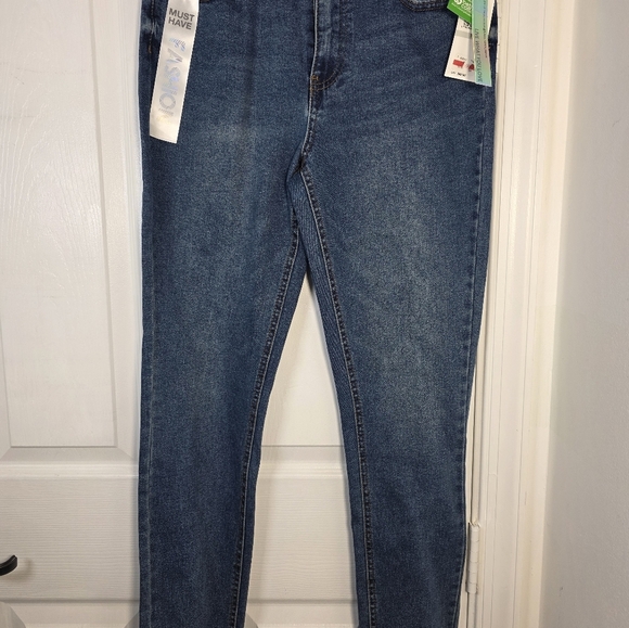 Tinsetown HiRise Slimstraight Blue Jeans Size 1 NWT Retails $42 - Picture 5 of 9